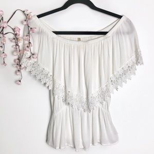 5/$25 White Off-the-Shoulder Crinkled Flounce Top